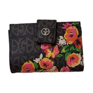 Giani Bernini floral wallet